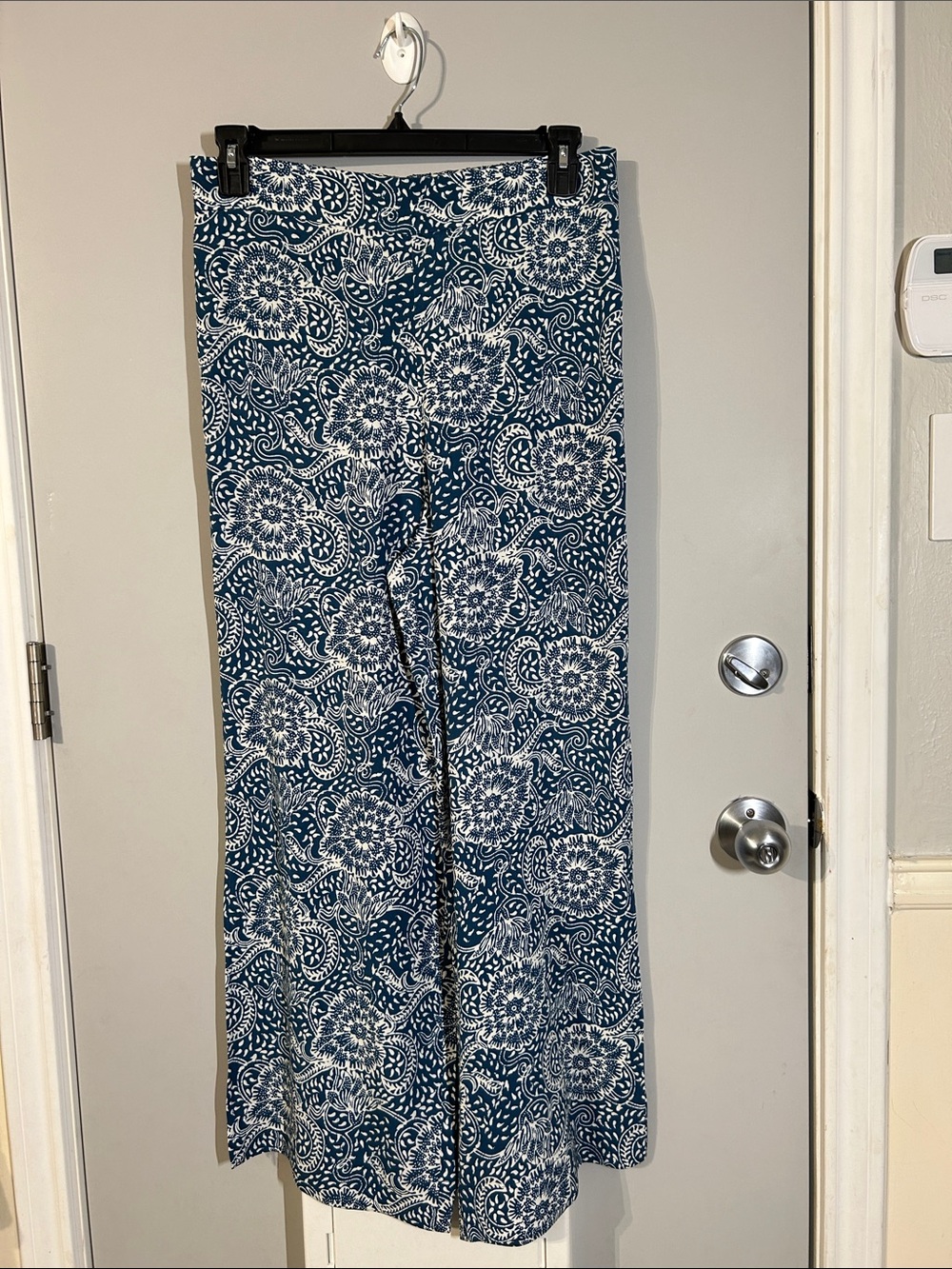 Maeve Anika Viscose Wide-Leg Pants from Anthropologie Size M resort, casual